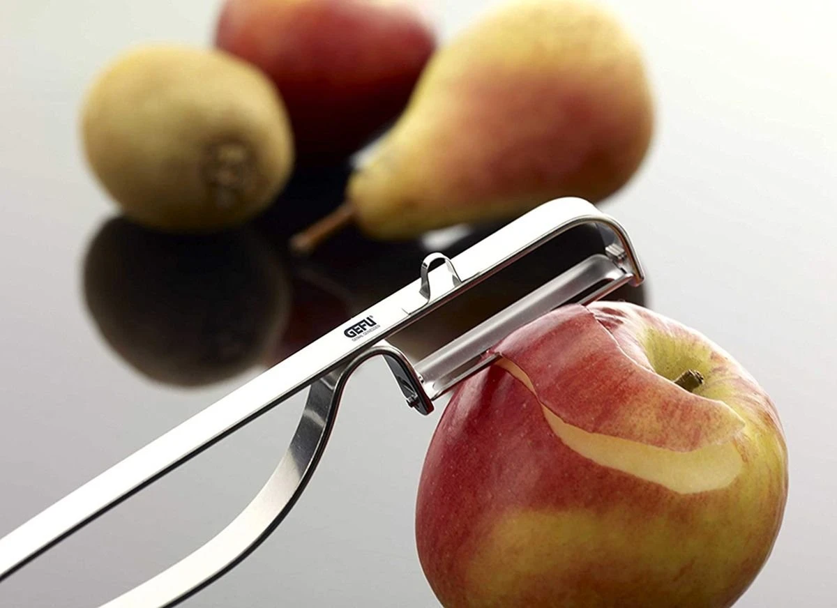 Gefu Universal Vegetable Peeler 4 Gefu Universal Vegetable Peeler - Image 2