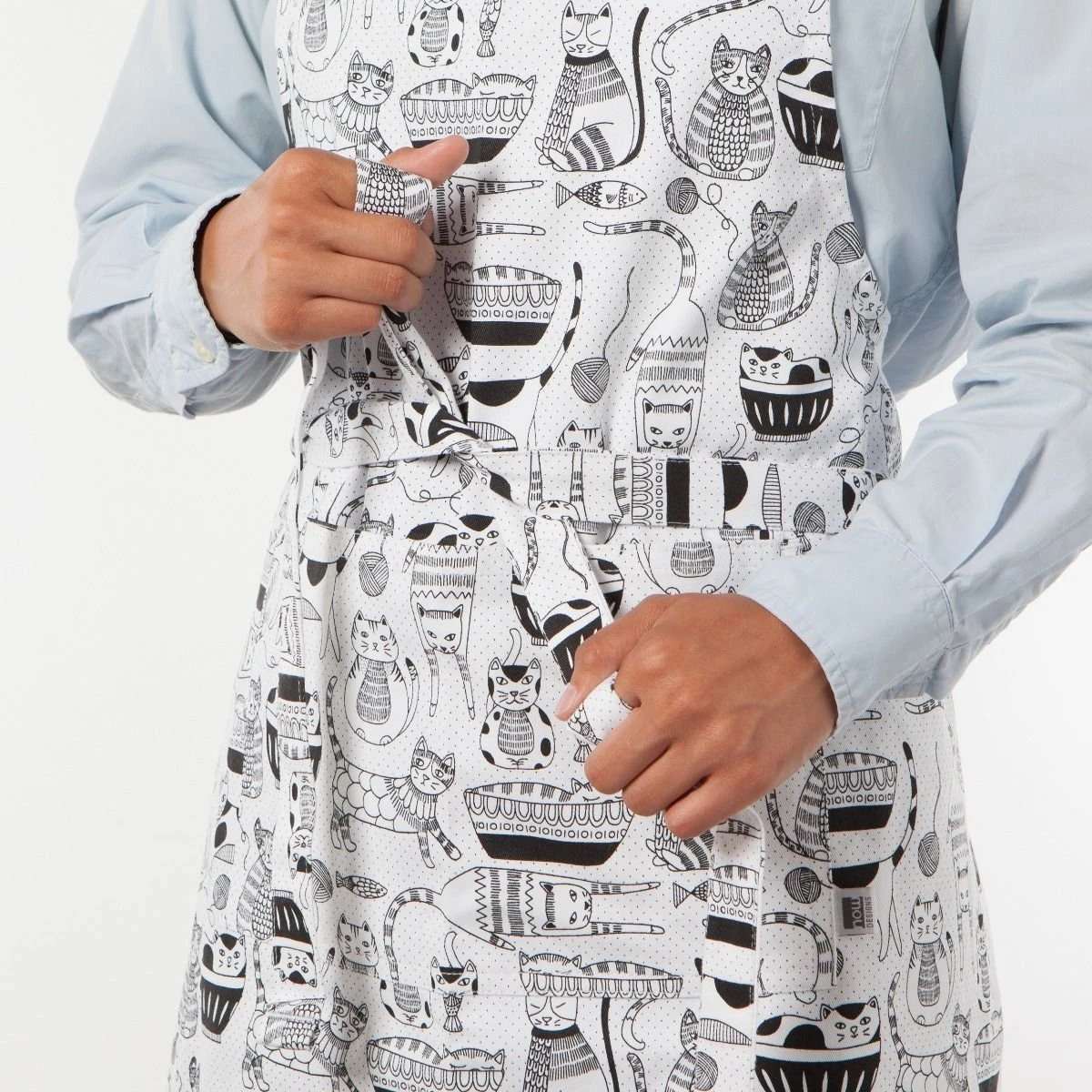 Danica Jubilee Chef's Apron | Purr Party 8 Danica Jubilee Chef's Apron | Purr Party - Image 6