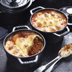 Staub 1.25 Qt. Round Cocotte/Dutch Oven | Graphite Grey -Kitchen Store 40509 476 2 1