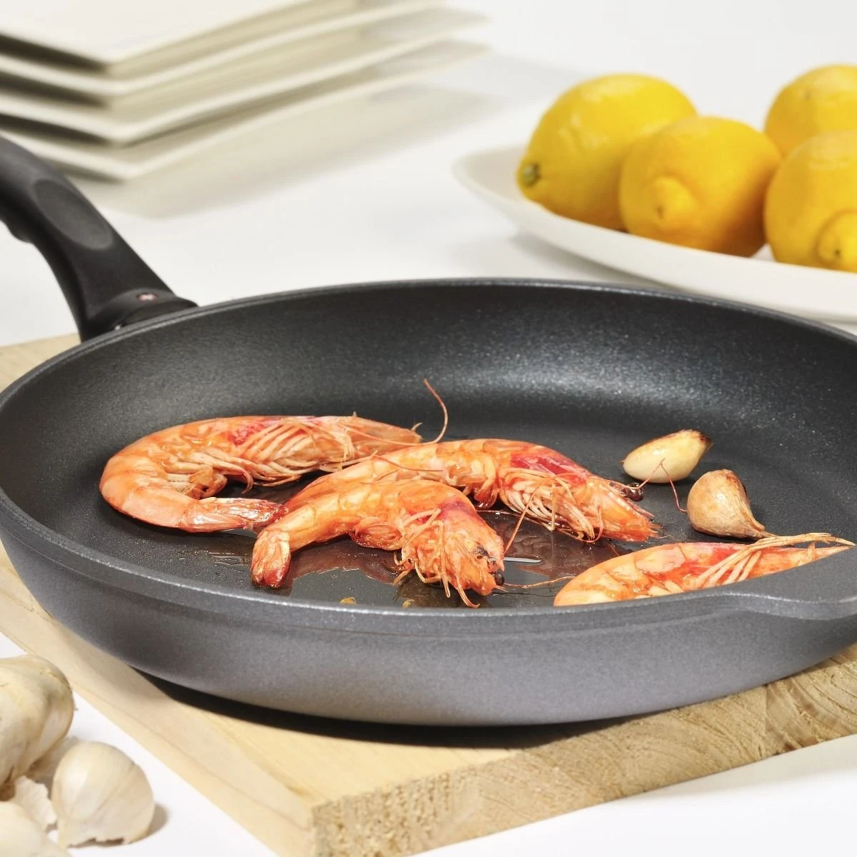 Swiss Diamond | HD Fry Pan With Lid - 11" 8 Swiss Diamond | HD Fry Pan With Lid - 11" - Image 6