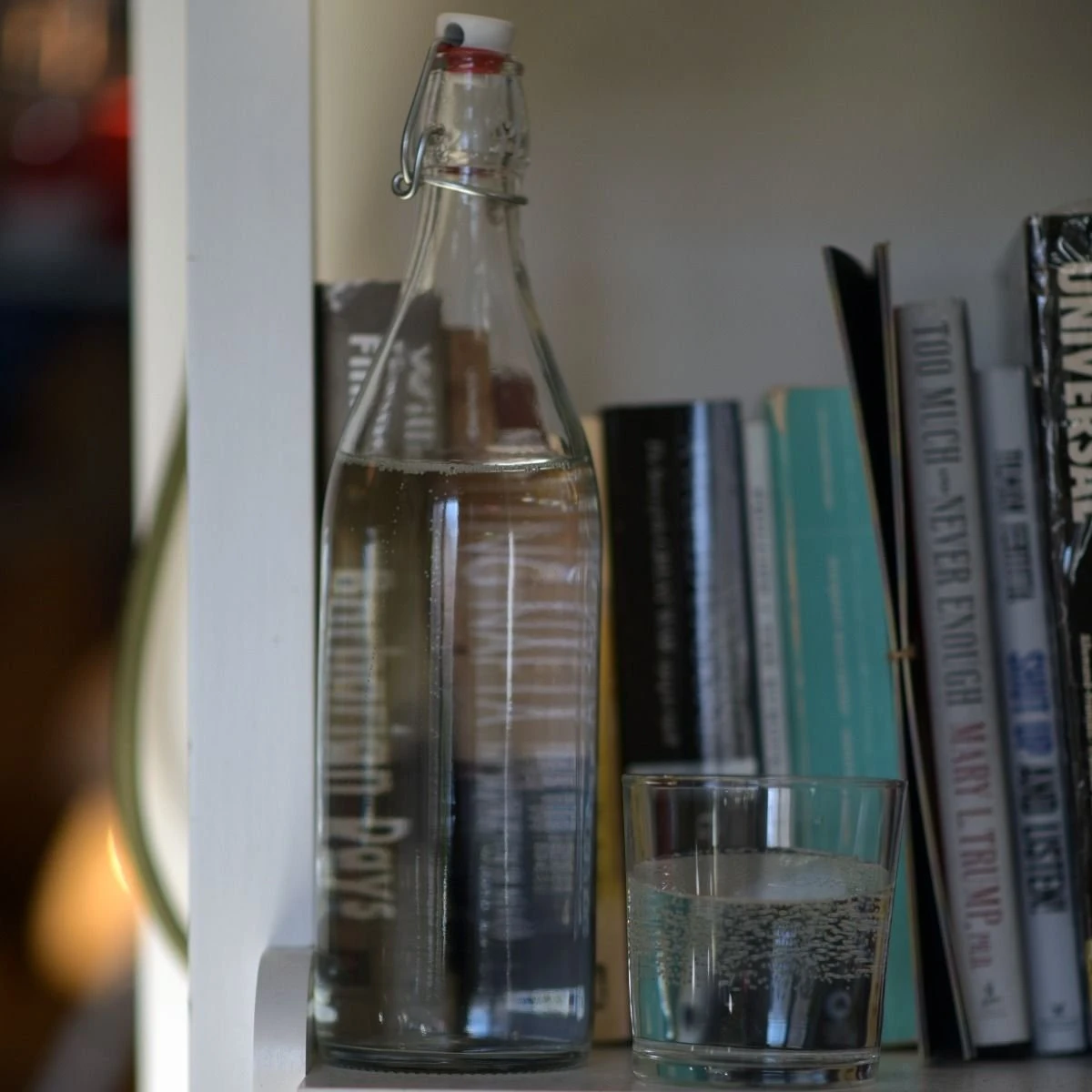 Bormioli Rocco 33.75oz Swing Top Giara Glass Bottle | Clear 6 Bormioli Rocco 33.75oz Swing Top Giara Glass Bottle | Clear - Image 4