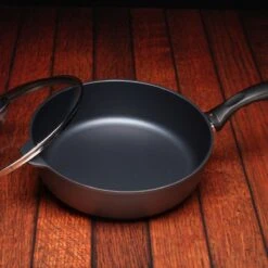 Swiss Diamond | HD Sauté Pan With Lid - 11" (4.3 Qt.) -Kitchen Store 6728c 1 2017 10 27 20 11 39 utc