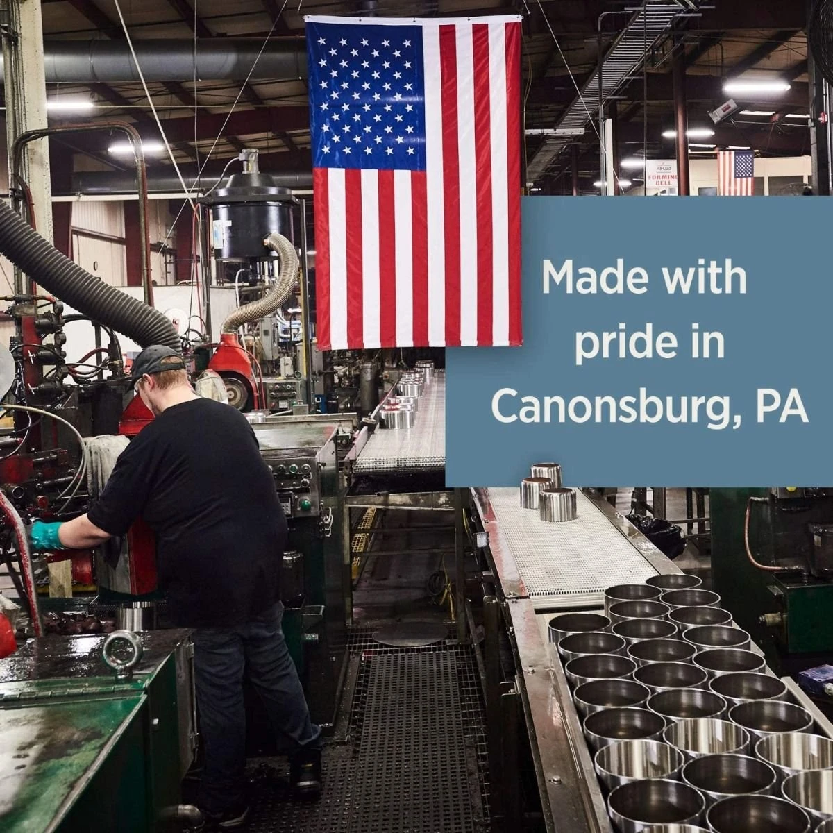 All-Clad D3 Stainless Steel 3-Quart Sauce Pan With Lid 10 All-Clad D3 Stainless Steel 3-Quart Sauce Pan With Lid - Image 8