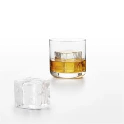OXO Good Grips Covered Ice Cube Tray | Large Cubes 15 OXO Good Grips Covered Ice Cube Tray | Large Cubes -Kitchen Store gg 11154200 6