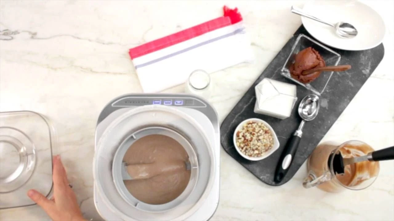 Cuisinart Cool Creations 2-Quart Ice Cream Maker | White 5 Cuisinart Cool Creations 2-Quart Ice Cream Maker | White - Image 3