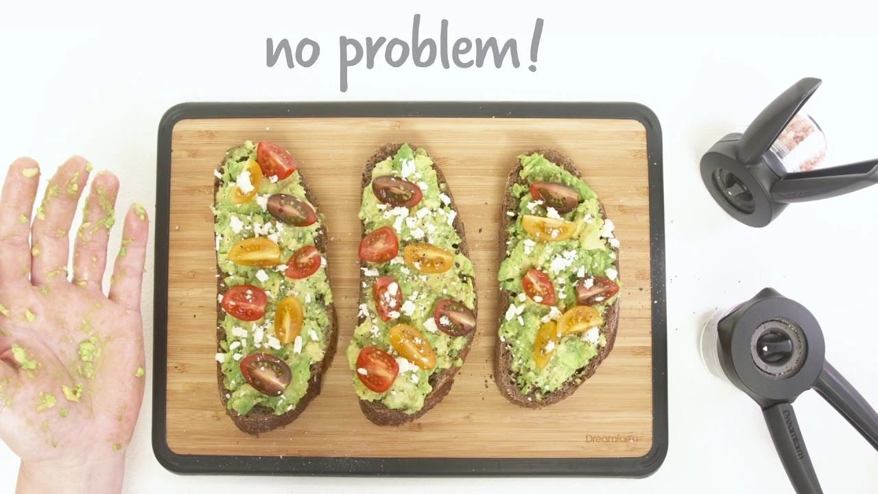 Dreamfarm Ortwo Lite Spice Grinder + Extra Jar | Black 9 Dreamfarm Ortwo Lite Spice Grinder + Extra Jar | Black - Image 7