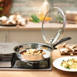 Fissler Premium Glass Lid With Integrated Holder | 11" 11 Fissler Premium Glass Lid With Integrated Holder | 11" -Kitchen Store premiumlid3