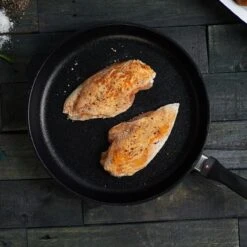 Swiss Diamond | XD Fry Pan - 12.5" 15 Swiss Diamond | XD Fry Pan - 12.5" -Kitchen Store swiss2 2