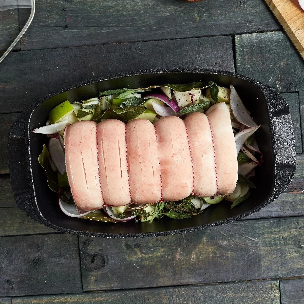 Swiss Diamond | XD Roaster With Lid - 13" X 8" (5.3 Quart) 4 Swiss Diamond | XD Roaster With Lid - 13" X 8" (5.3 Quart) - Image 2