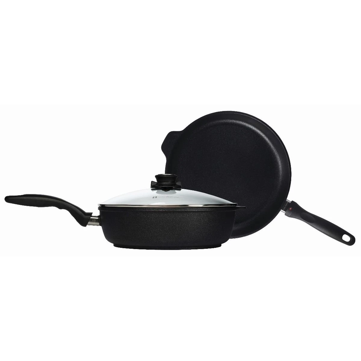 Swiss Diamond | XD 3-Piece Set - Fry Pan (11") & Sauté Pan With Lid (11"/4.3 Qt.) 3 Swiss Diamond | XD 3-Piece Set - Fry Pan (11") & Sauté Pan With Lid (11"/4.3 Qt.)